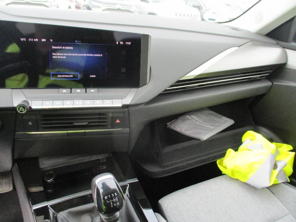 Foto Opel Astra 14