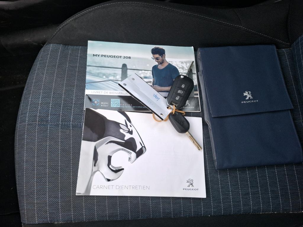 Peugeot 208 BLUEHDI 100 S&S BVM6 PREMIUM PACK 2021