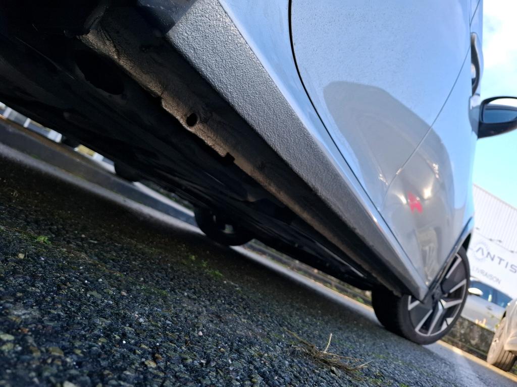 Peugeot 208 PureTech 100 S&S BVM6 GT 2024