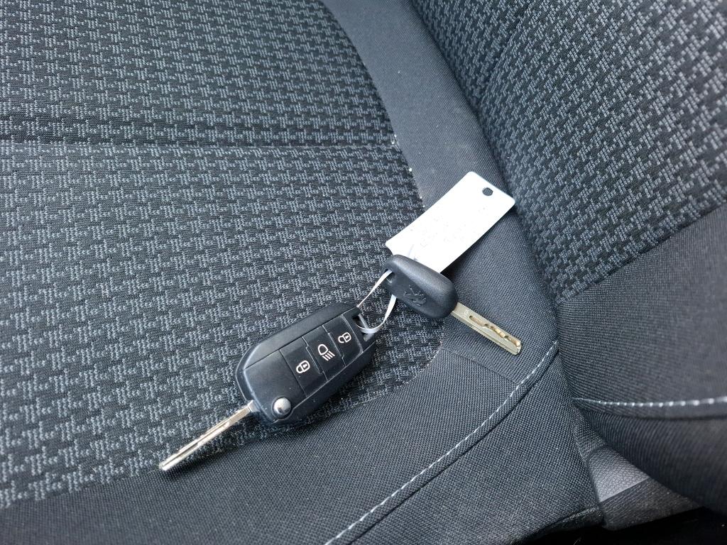 Peugeot 308 BlueHDi 100ch S&S BVM6 Active Business 2020