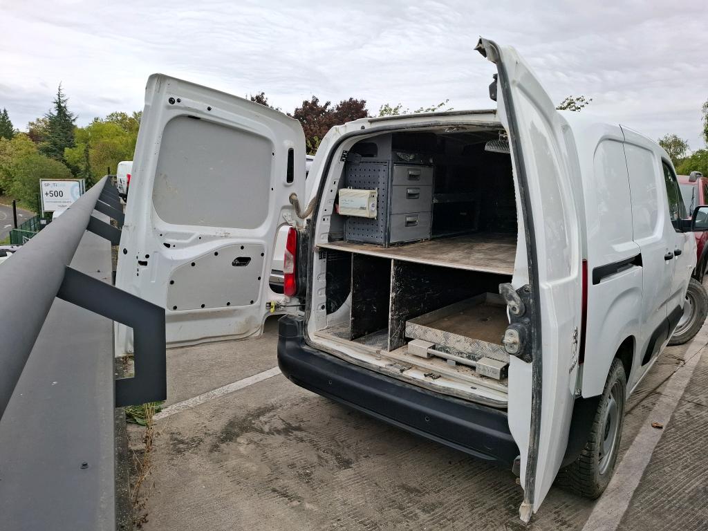 Peugeot PARTNER FOURGON STANDARD 1000 KG BLUEHDI 100 S&S BVM5 GRIP 2020