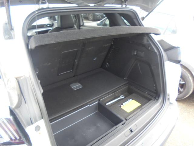 Foto Peugeot 3008 Hybrid 10
