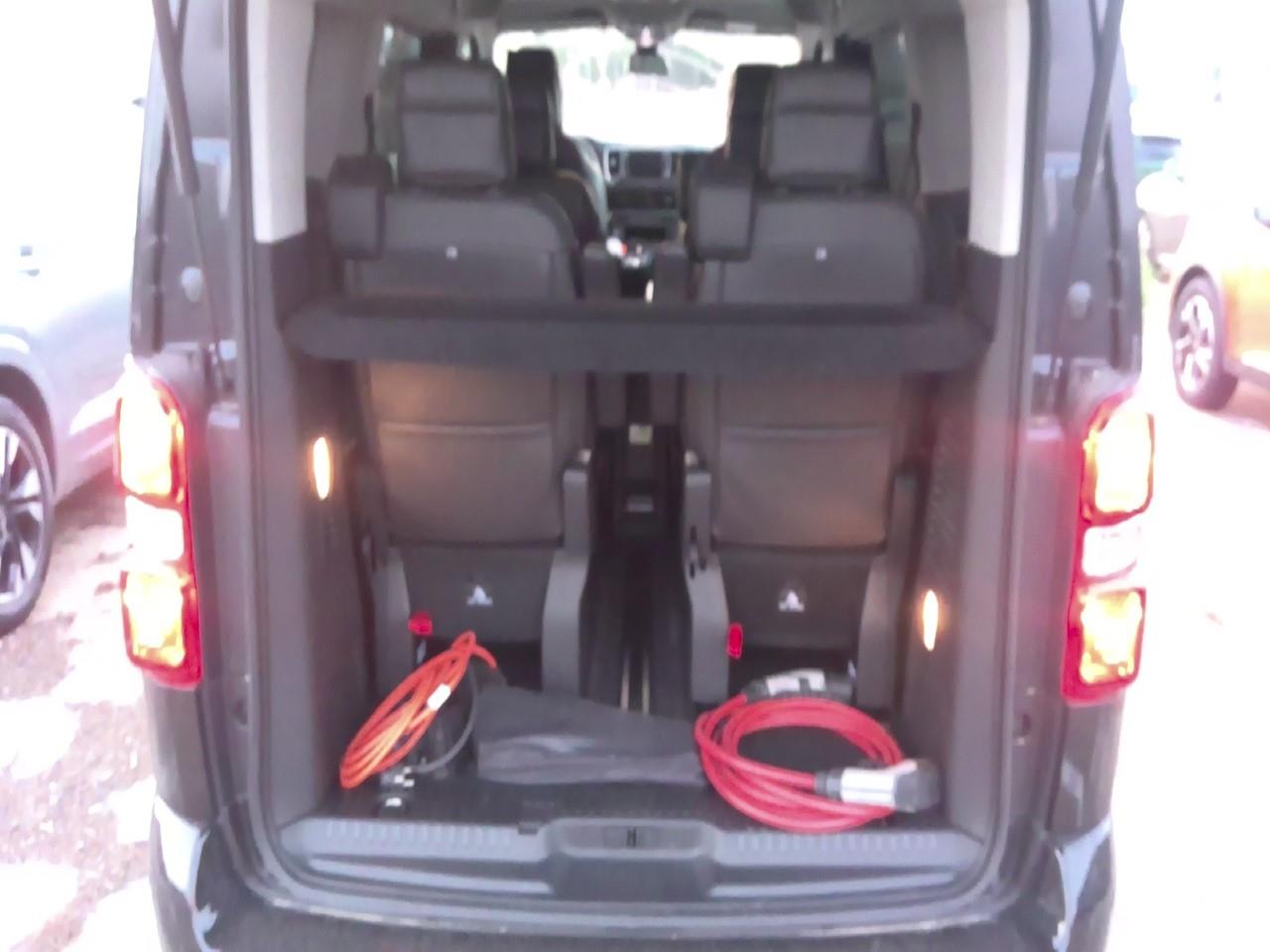 Foto Opel Zafira-e Life 9
