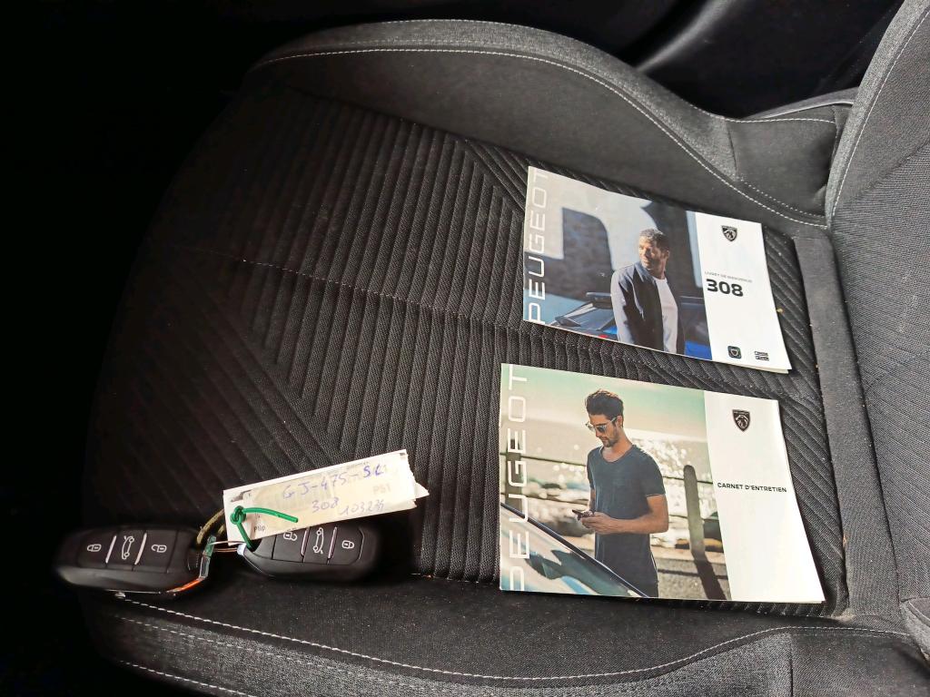 Peugeot 308 BlueHDi 130ch S&S BVM6 Active Pack 2022