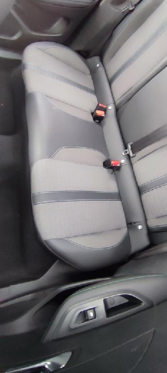 Foto Peugeot 2008 6