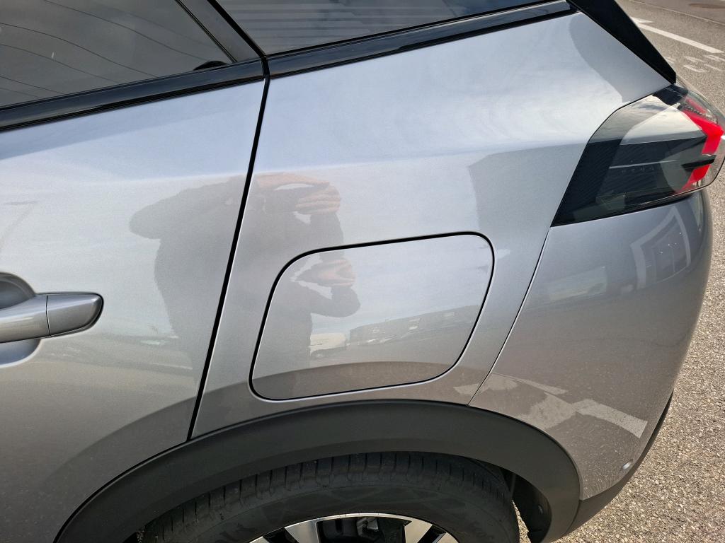 Peugeot 2008 BlueHDi 130 S&S EAT8 GT 2022