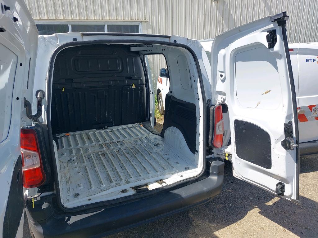 Peugeot PARTNER FOURGON STANDARD 650 KG BLUEHDI 100 S&S BVM5 PREMIUM 2021