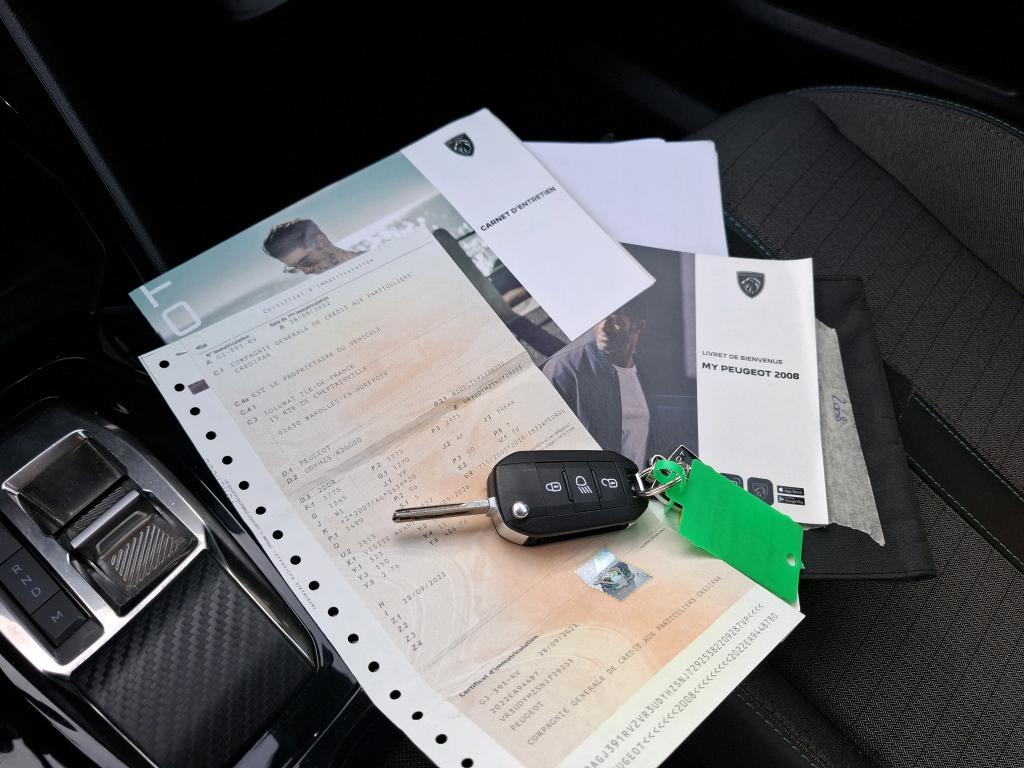 Peugeot 2008 BlueHDi 130 S&S EAT8 Allure 2022