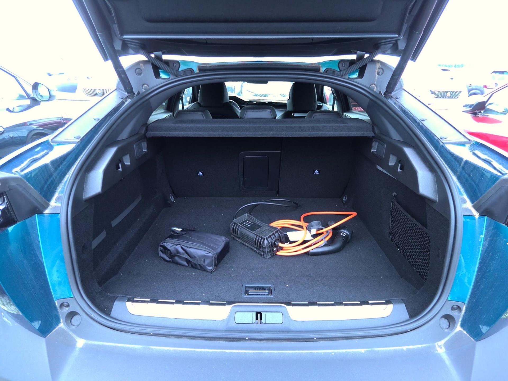 Peugeot 408 PHEV 225 e-EAT8 GT 2022
