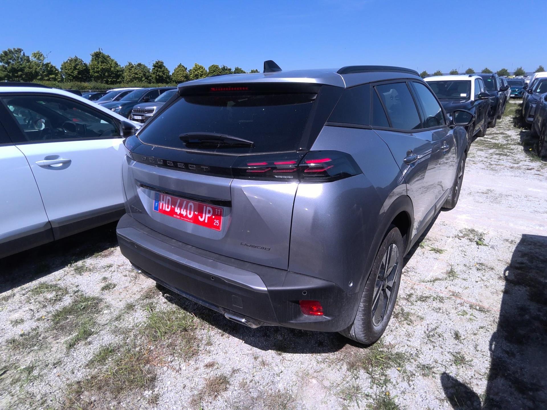 Peugeot 2008 Hybrid 145 e-DCS6 Allure 2025