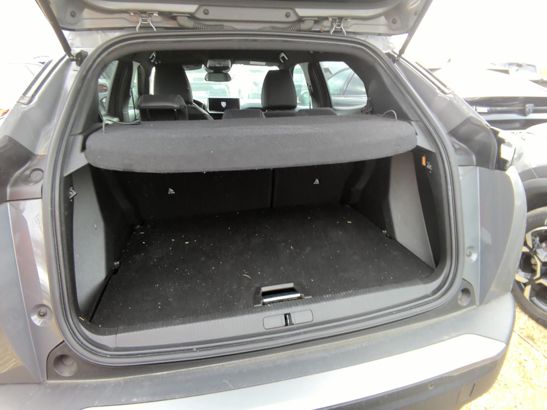 Peugeot 2008 130 S&S EAT8 Allure 2025