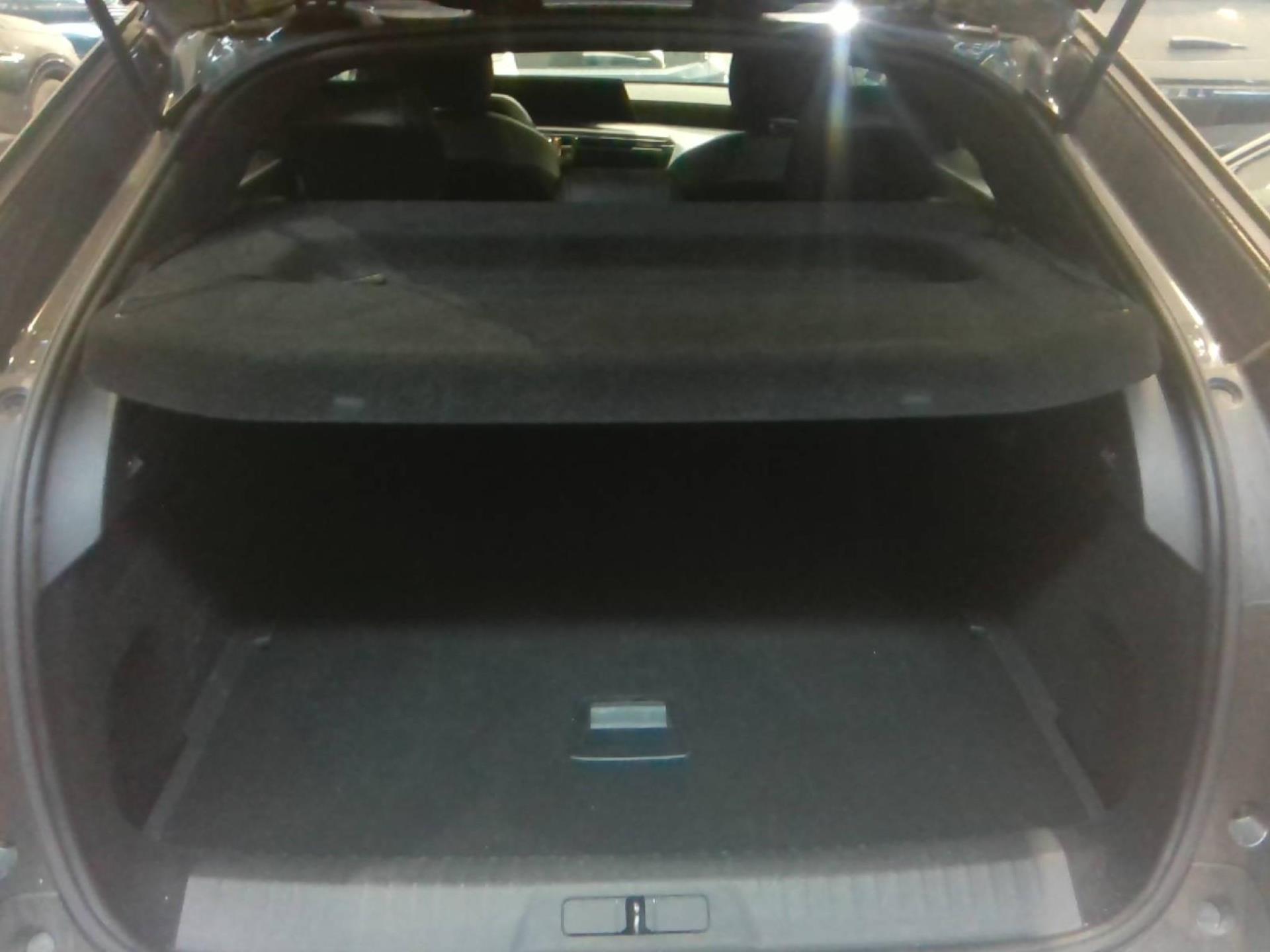 Peugeot 3008 Hybrid 145 e-DCS6 Allure 2025