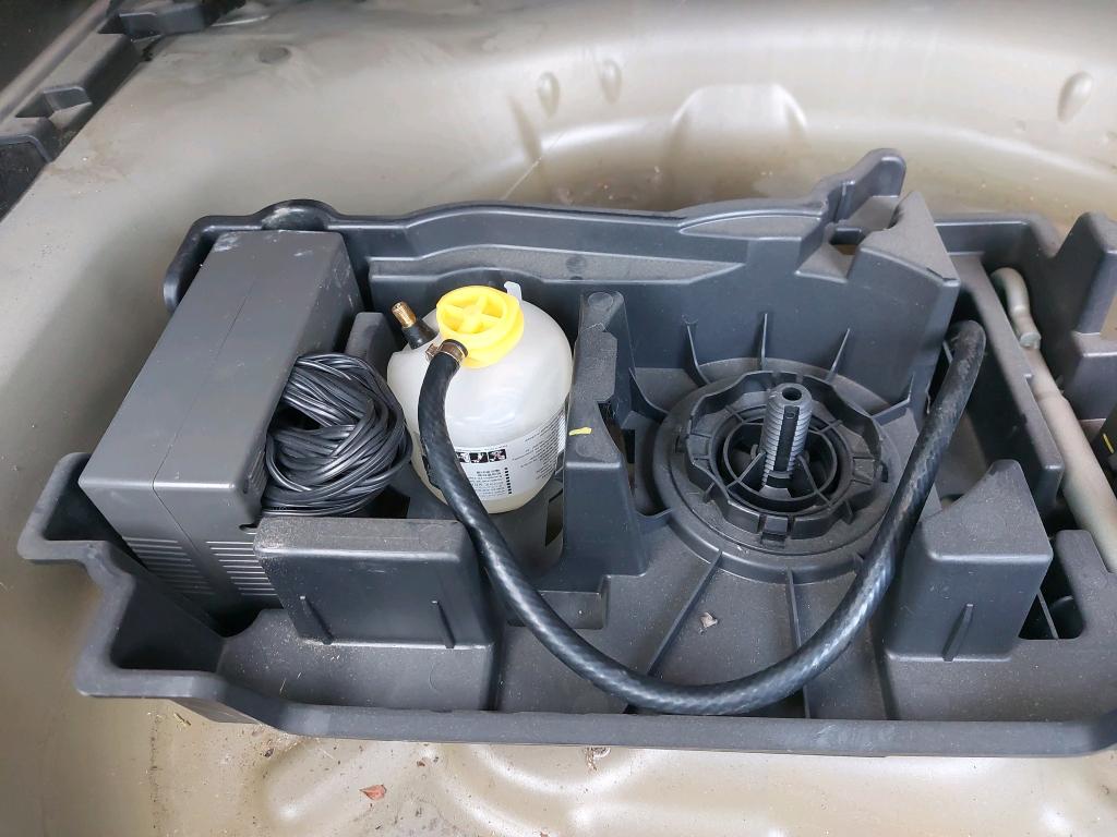 Citroen C4 SOCIETE BLUEHDI 130 S&S EAT8 FEEL NAV BUSINESS R 2021