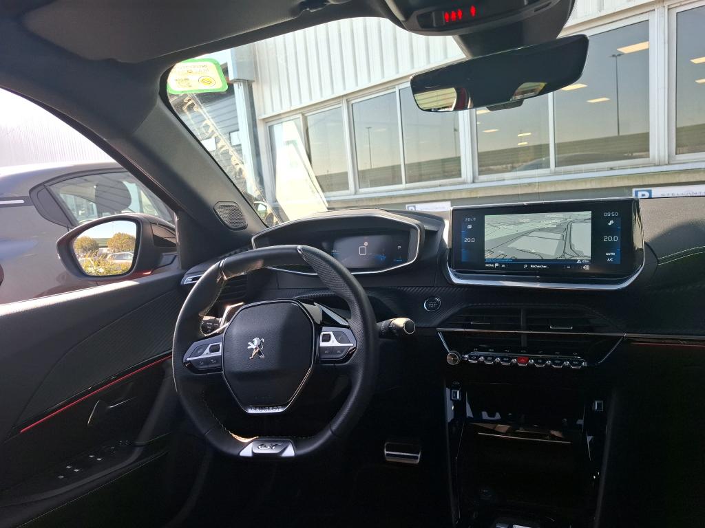 Peugeot 2008 BlueHDi 130 S&S EAT8 GT 2022
