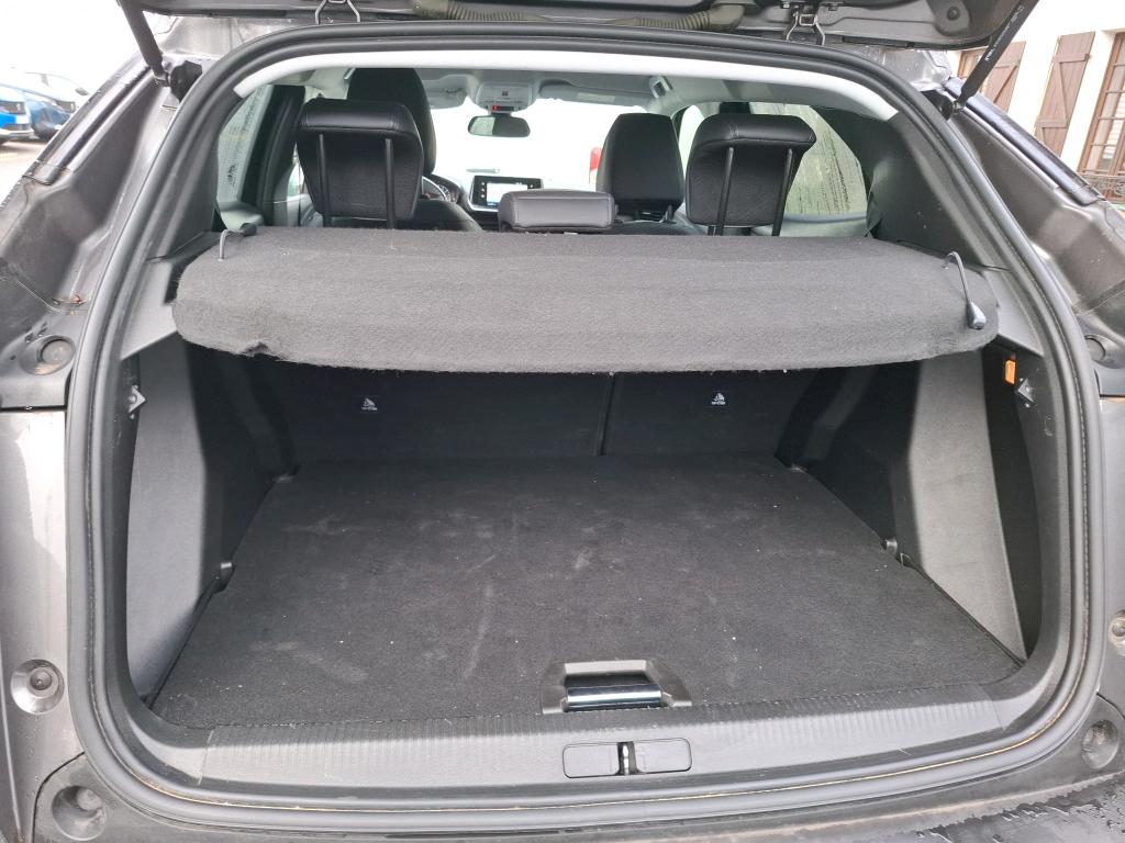 Peugeot 2008 BlueHDi 130 S&S EAT8 Allure 2021