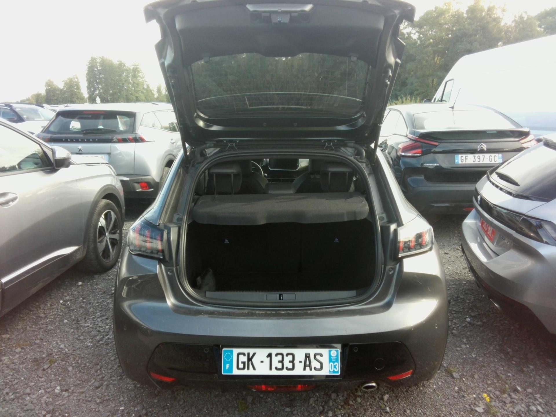 Peugeot 208 BlueHDi 100 S&S BVM6 GT Pack 2022