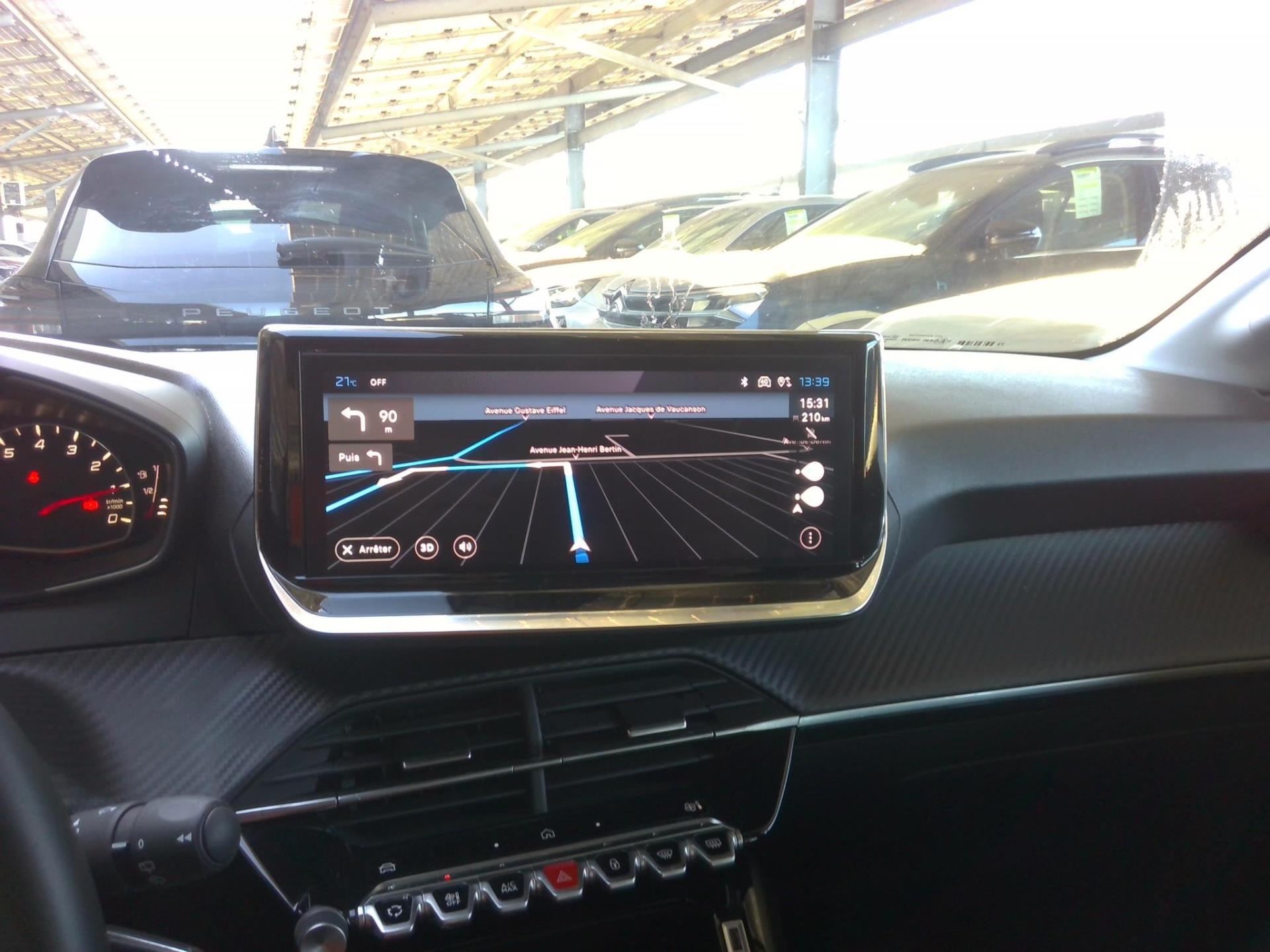 Peugeot 208 100 S&S BVM6 Style 2025