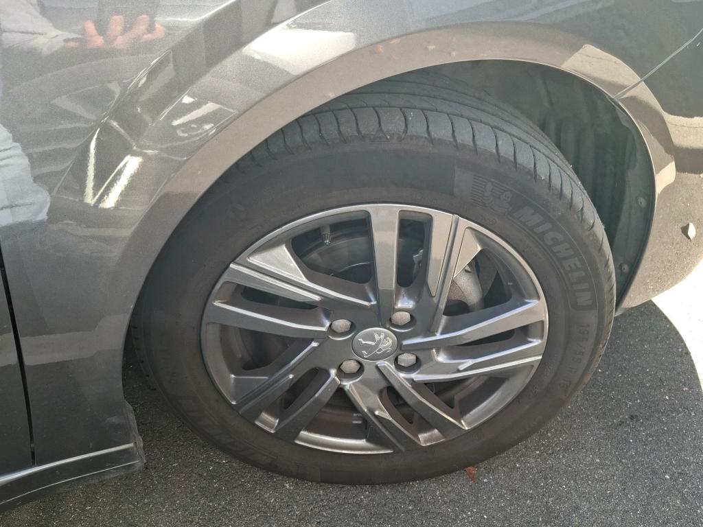 Peugeot 208 PureTech 75 S&S BVM5 Style 2022