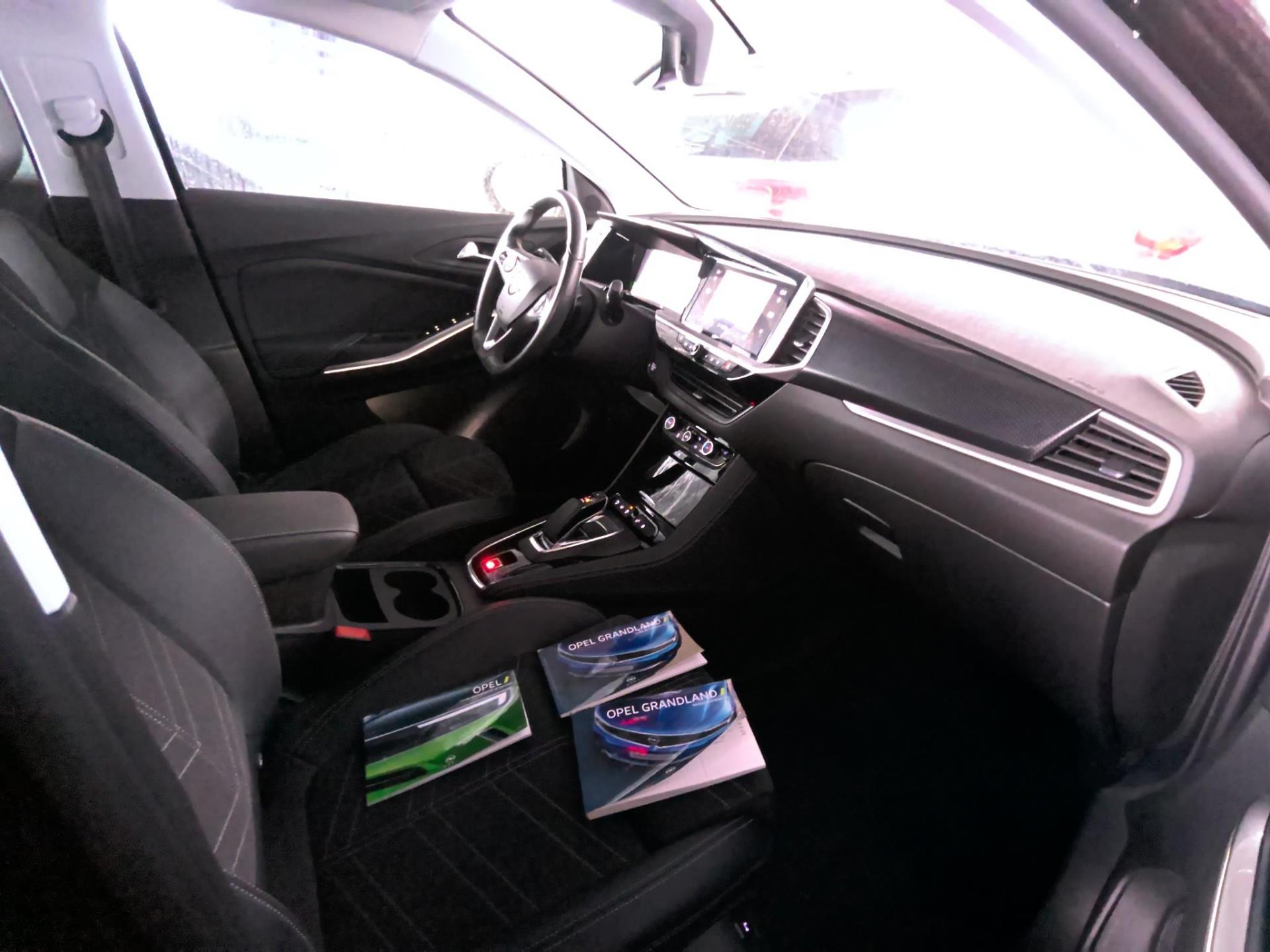 Opel Grandland Hybrid4 300 ch AWD BVA8 Ultimate 2022