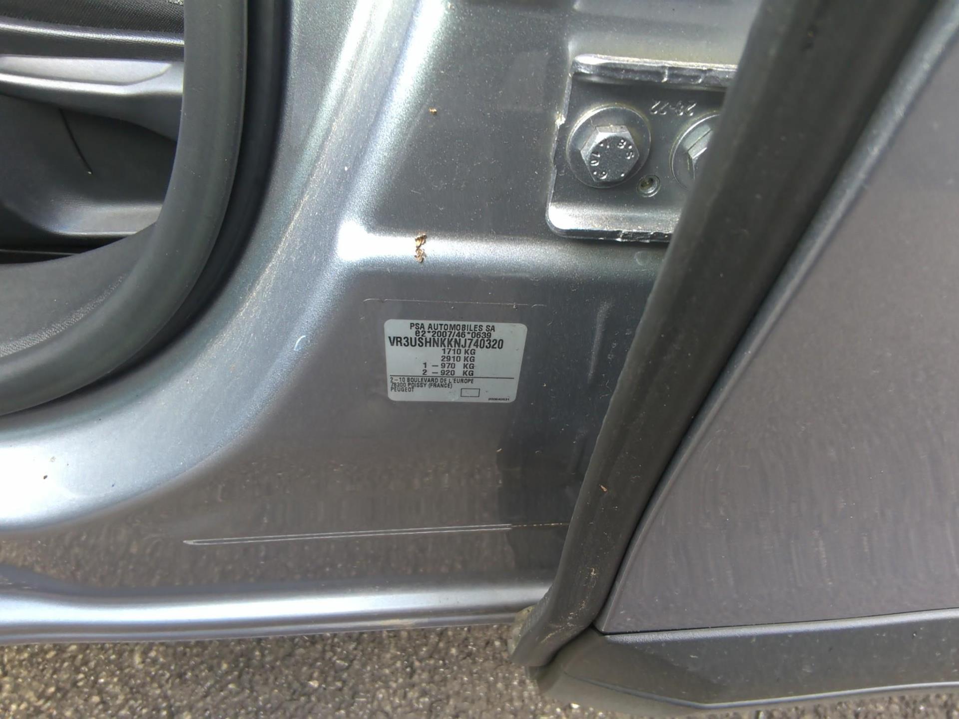 Peugeot 2008 PureTech 100 S&S BVM6 Style 2022