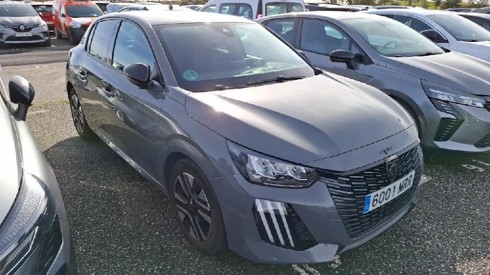 Foto Peugeot 208 9
