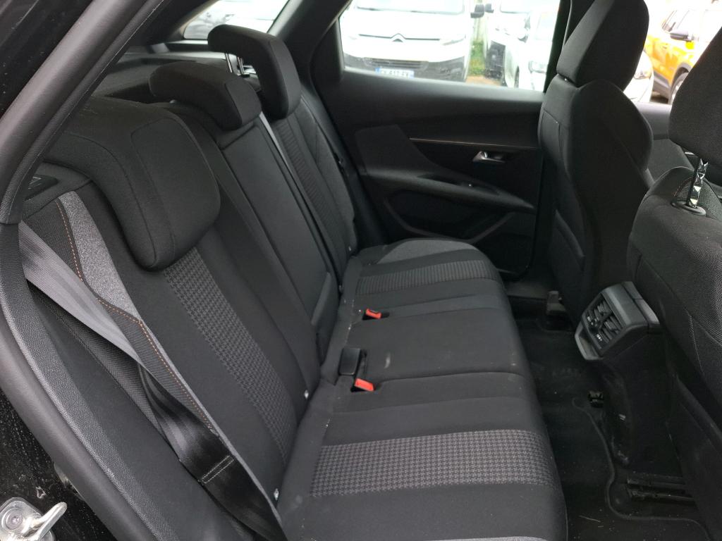 Peugeot 3008 BlueHDi 130ch S&S EAT8 Active Business 2021