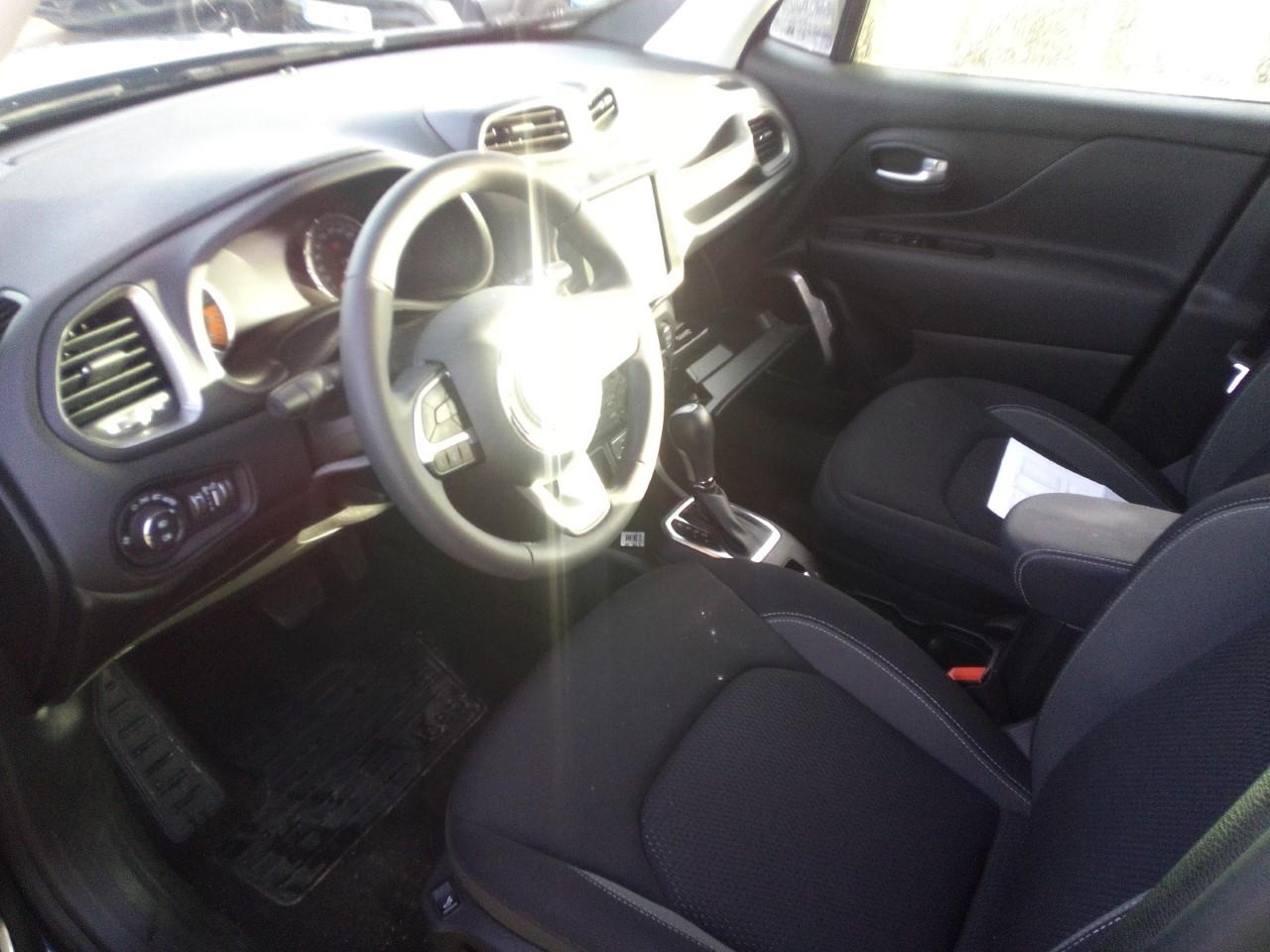 Foto Jeep Renegade 3