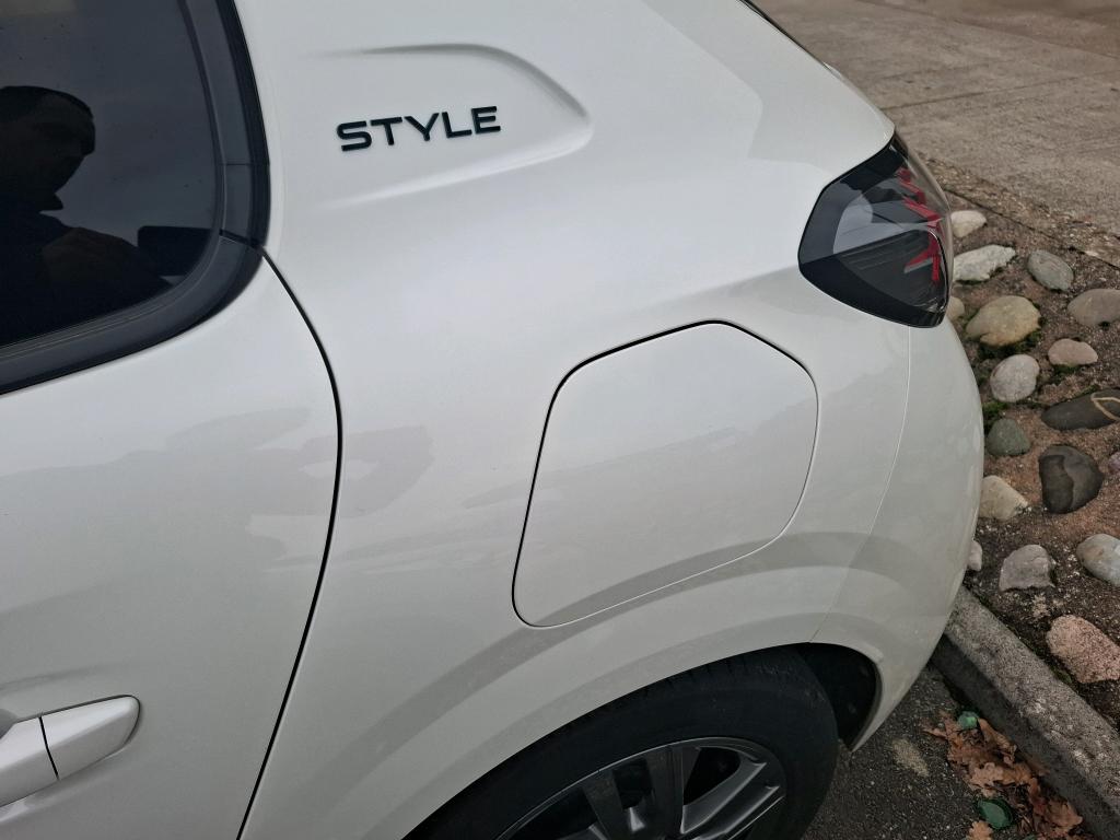 Peugeot 208 PureTech 75 S&S BVM5 Style 2022