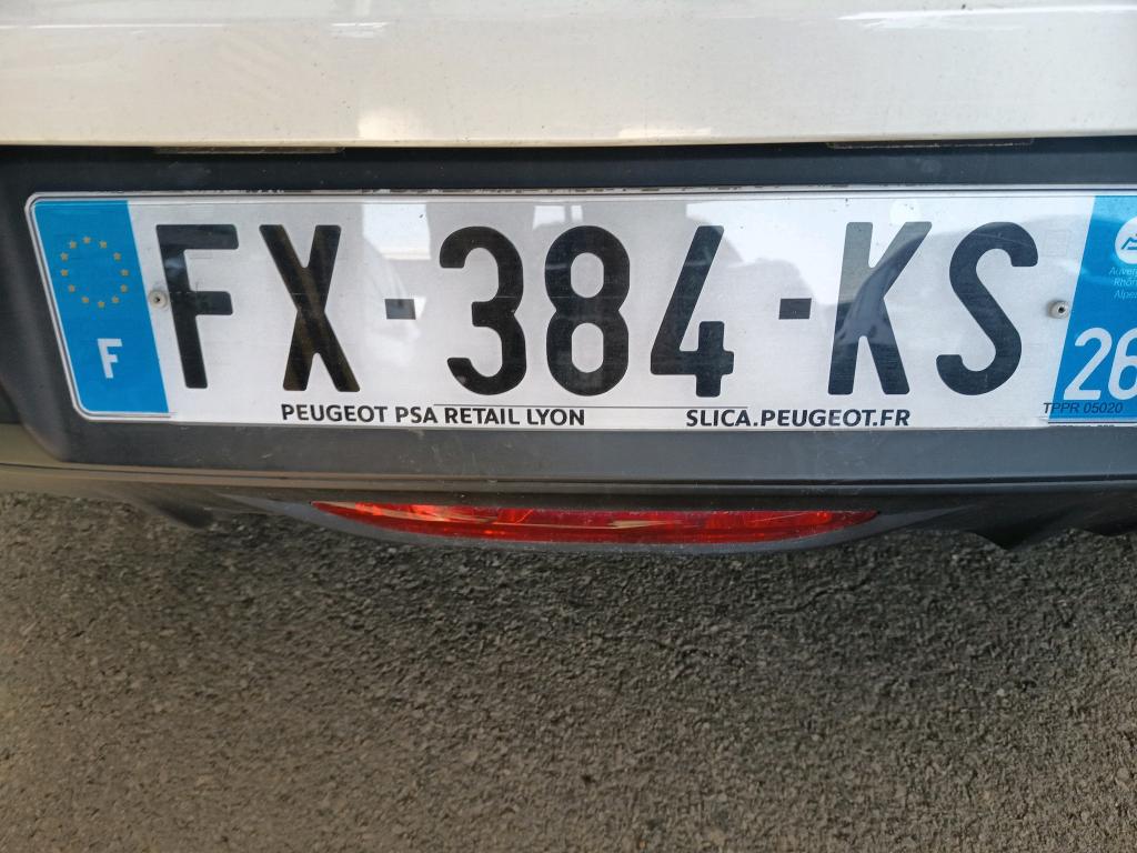 Peugeot 208 BLUEHDI 100 S&S BVM6 PREMIUM 2021