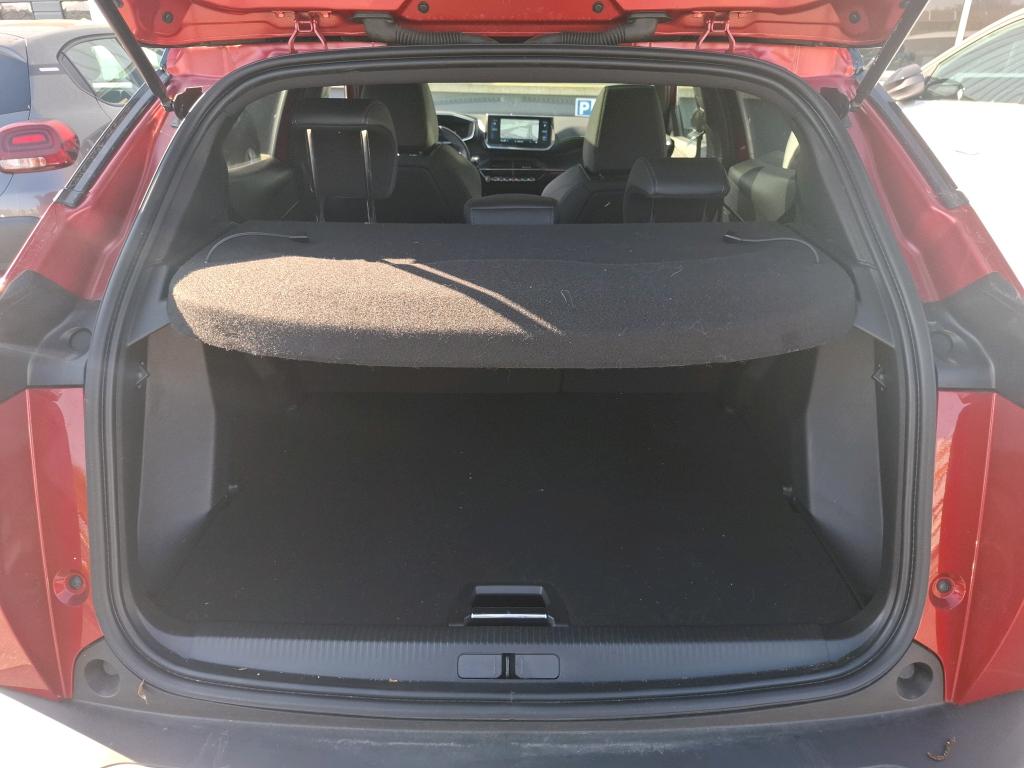 Peugeot 2008 BlueHDi 130 S&S EAT8 GT 2022