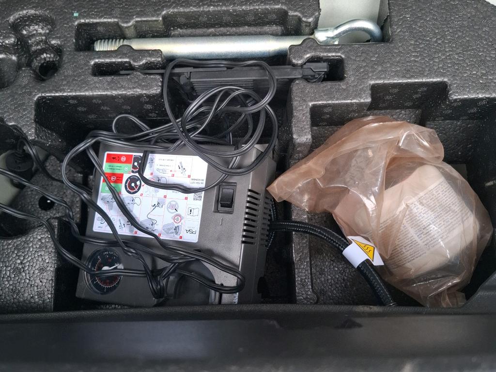 Peugeot 208 ELECTRIQUE 50 KWH 136 ACTIVE BUSINESS R 2021