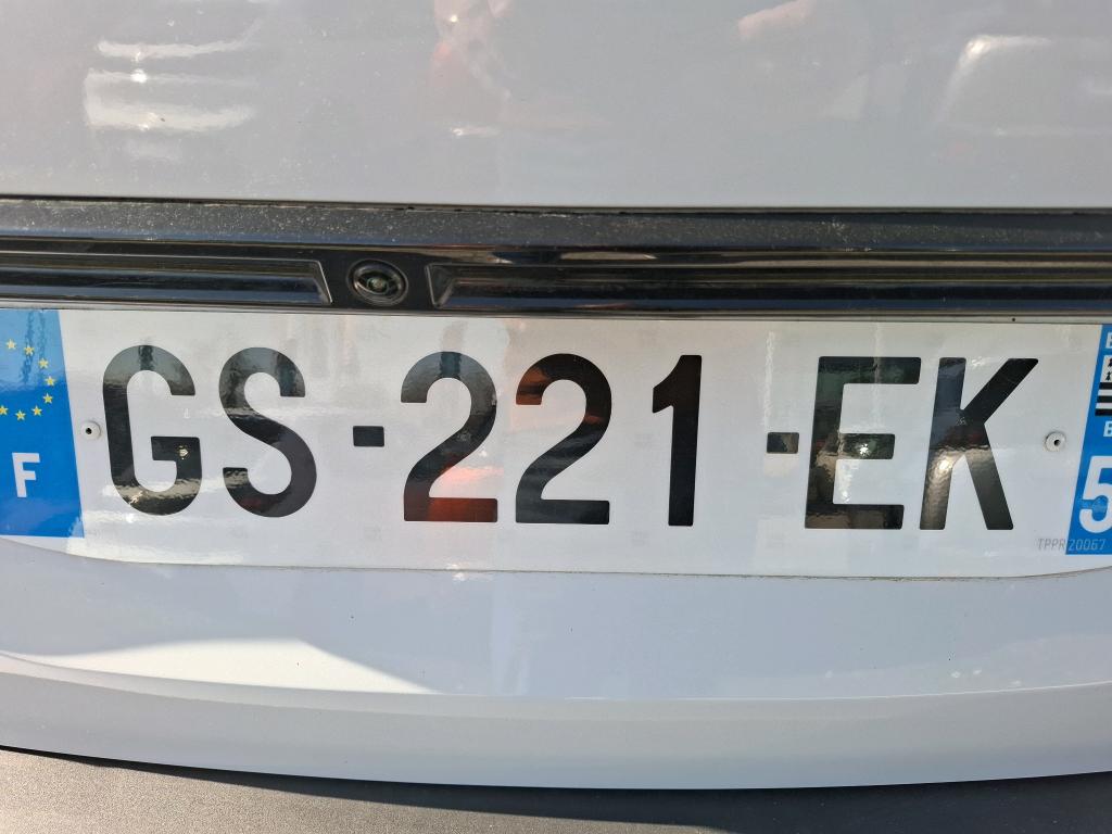 Peugeot 2008 PureTech 130 S&S EAT8 GT 2023