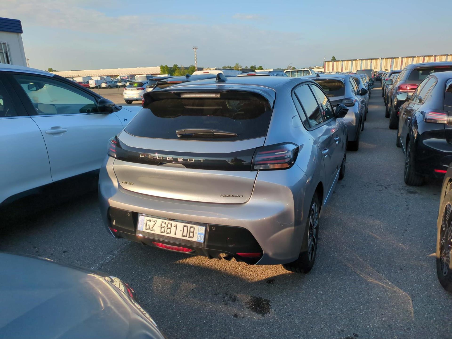 Peugeot 208 Hybrid 100 e-DCS6 Allure 2024