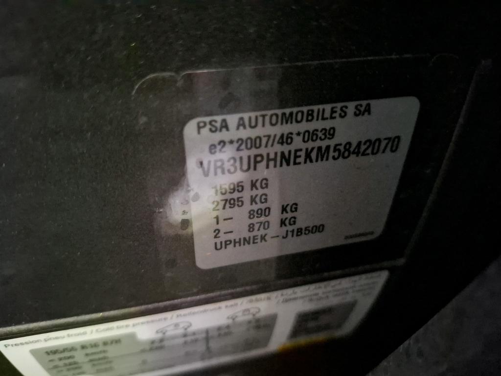Peugeot 208 PureTech 100 S&S BVM6 Active Business 2021