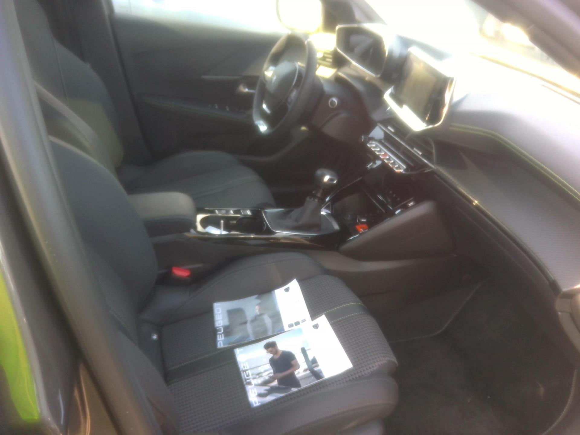 Peugeot 208 PureTech 100 S&S BVM6 GT 2023