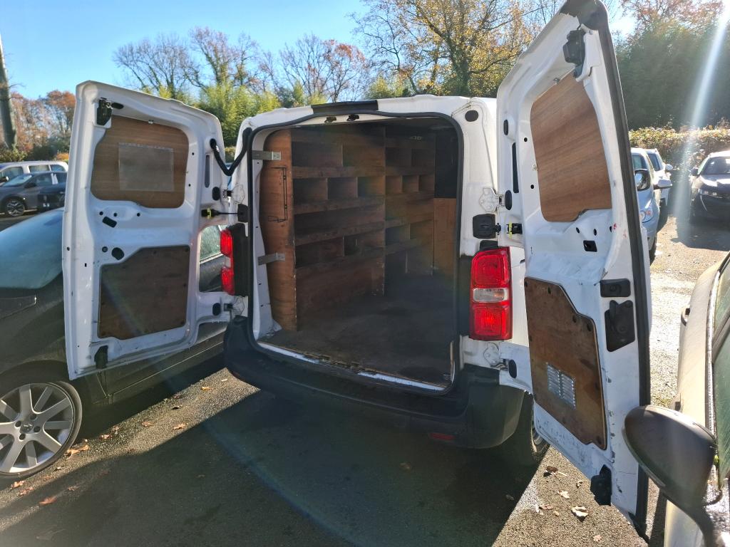 Peugeot EXPERT FGN TOLE STANDARD 2.0  BLUEHDI 120 S&S BVM6 PREMIUM 2020