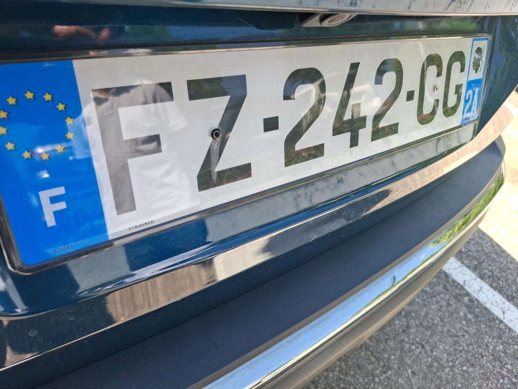 Peugeot 3008 Hybrid 225 e-EAT8 Allure 2021