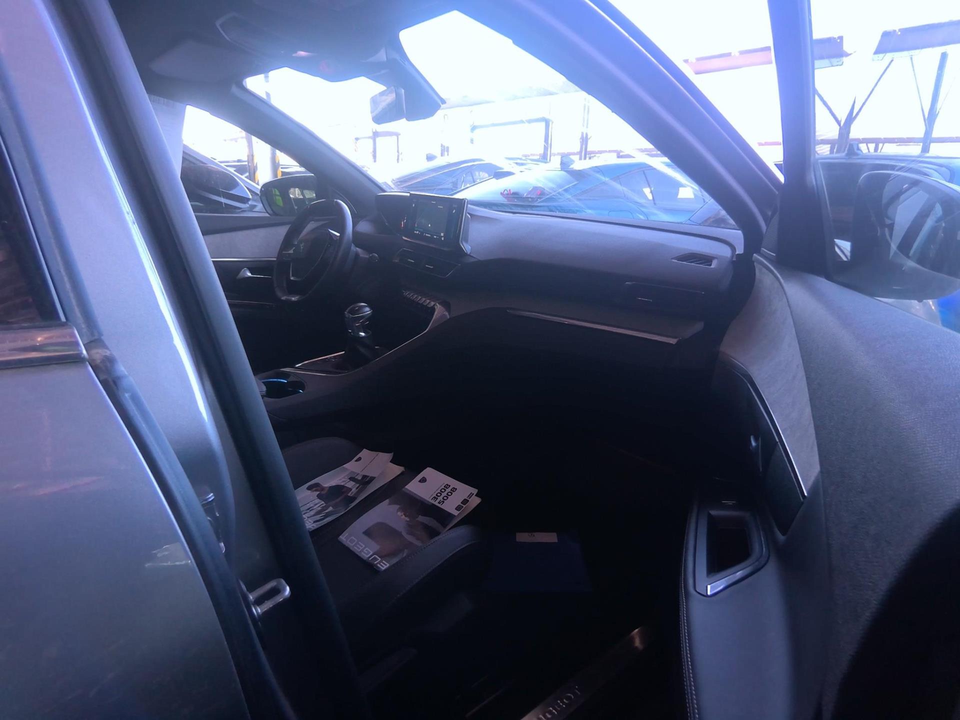 Peugeot 5008 PureTech 130ch S&S BVM6 GT 2023