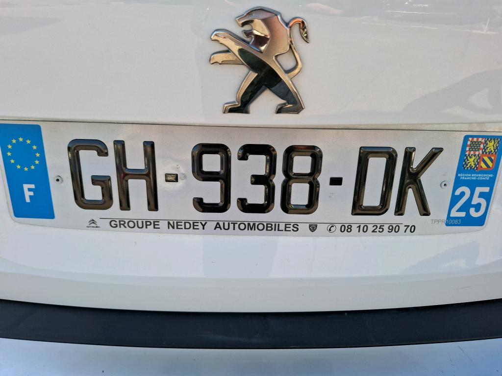 Peugeot 2008 BlueHDi 110 S&S BVM6 Active Pack 2022