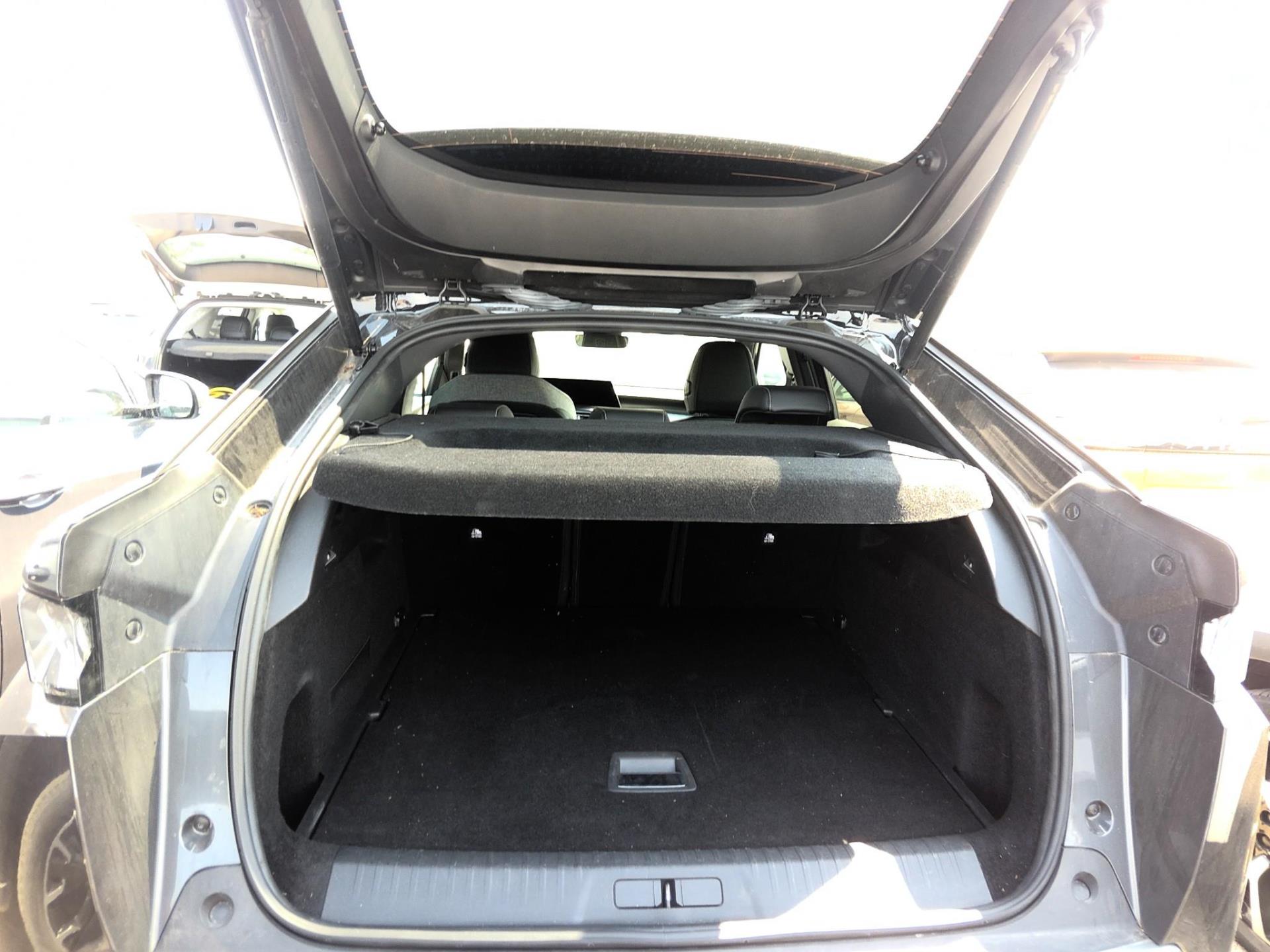 Peugeot 3008 Hybrid 136 e-DCS6 GT 2024