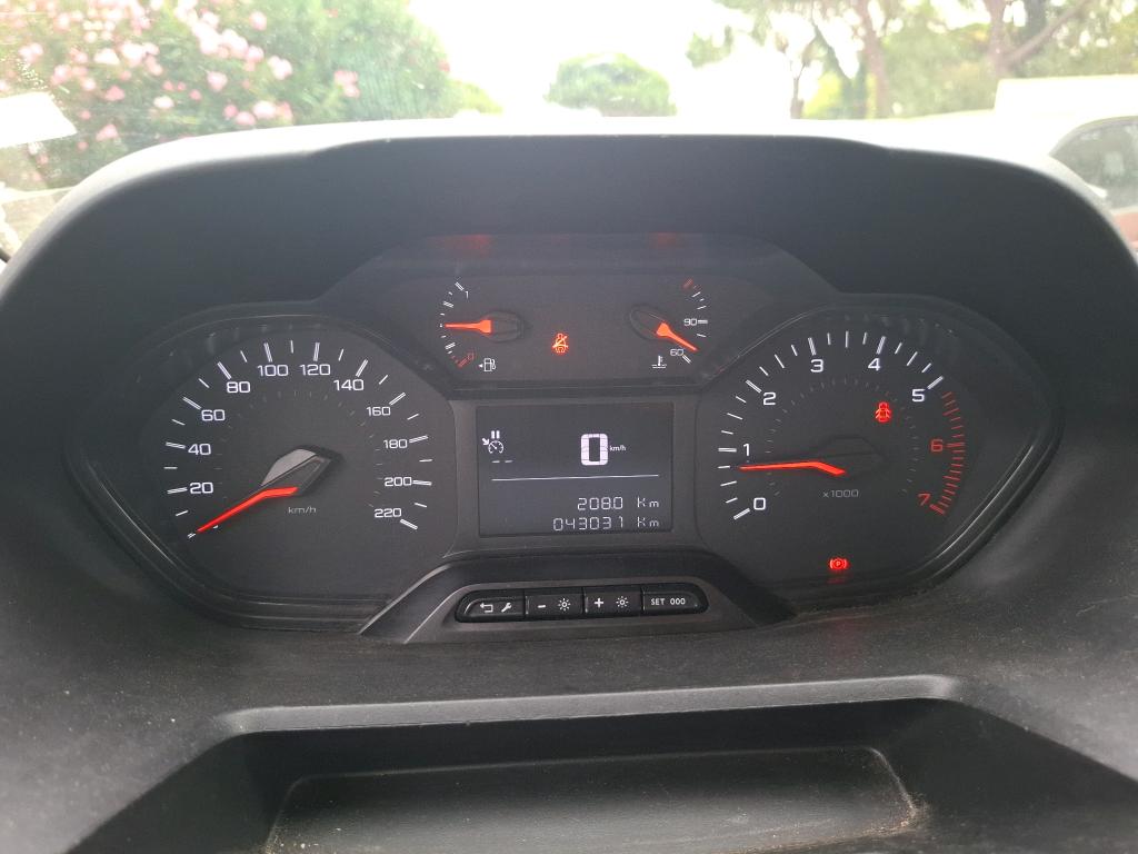 Peugeot PARTNER FOURGON STANDARD 650 KG BLUEHDI 100 S&S BVM5 PREMIUM 2021