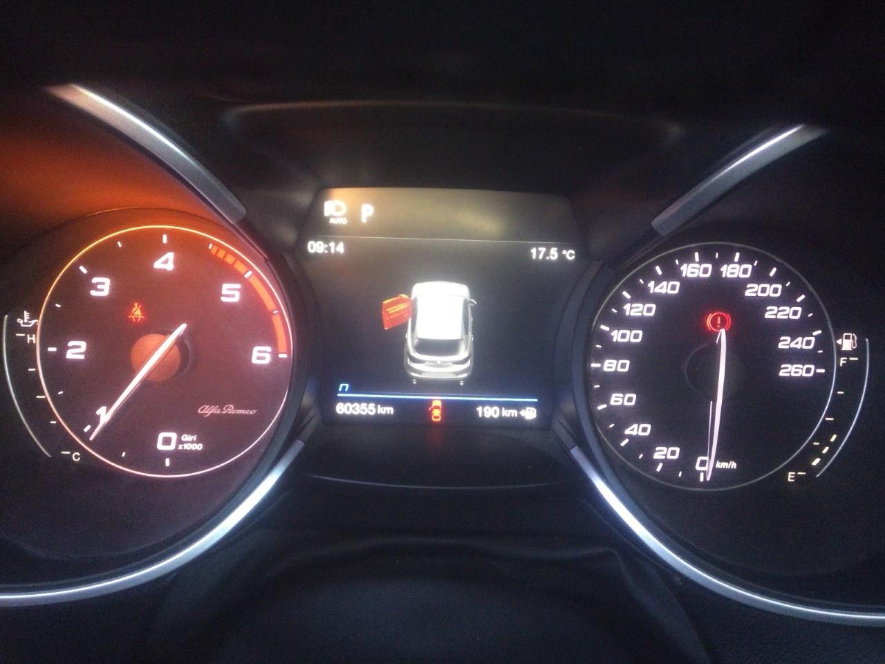 Foto Alfa Romeo Stelvio 5