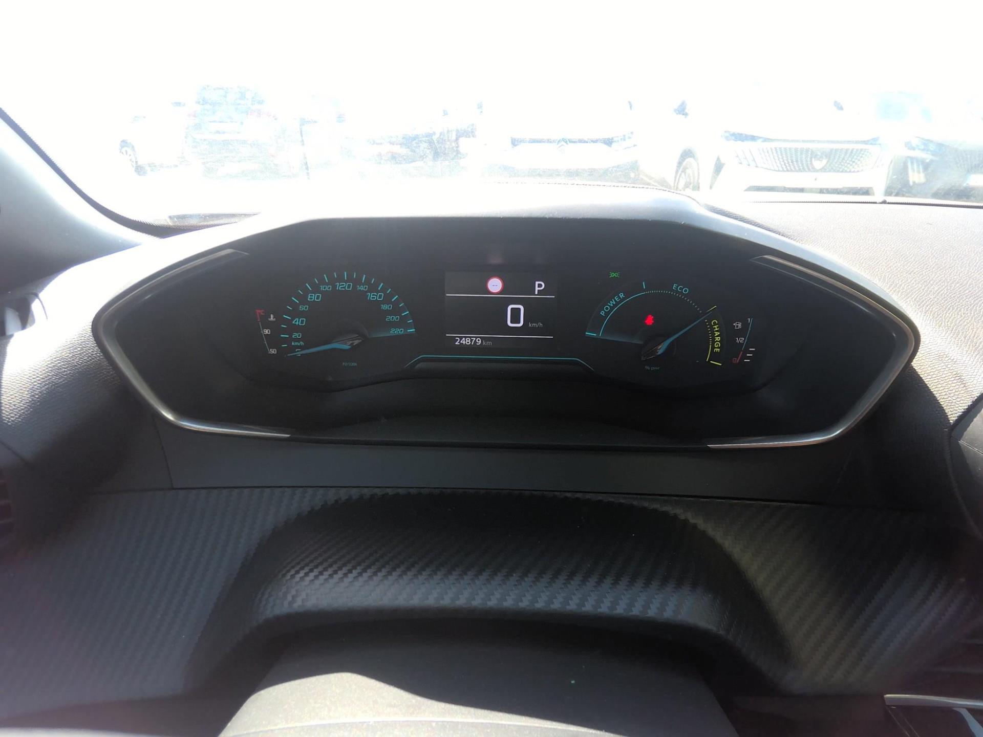 Peugeot 2008 Hybrid 145 ch e-DCS6 Style 2025