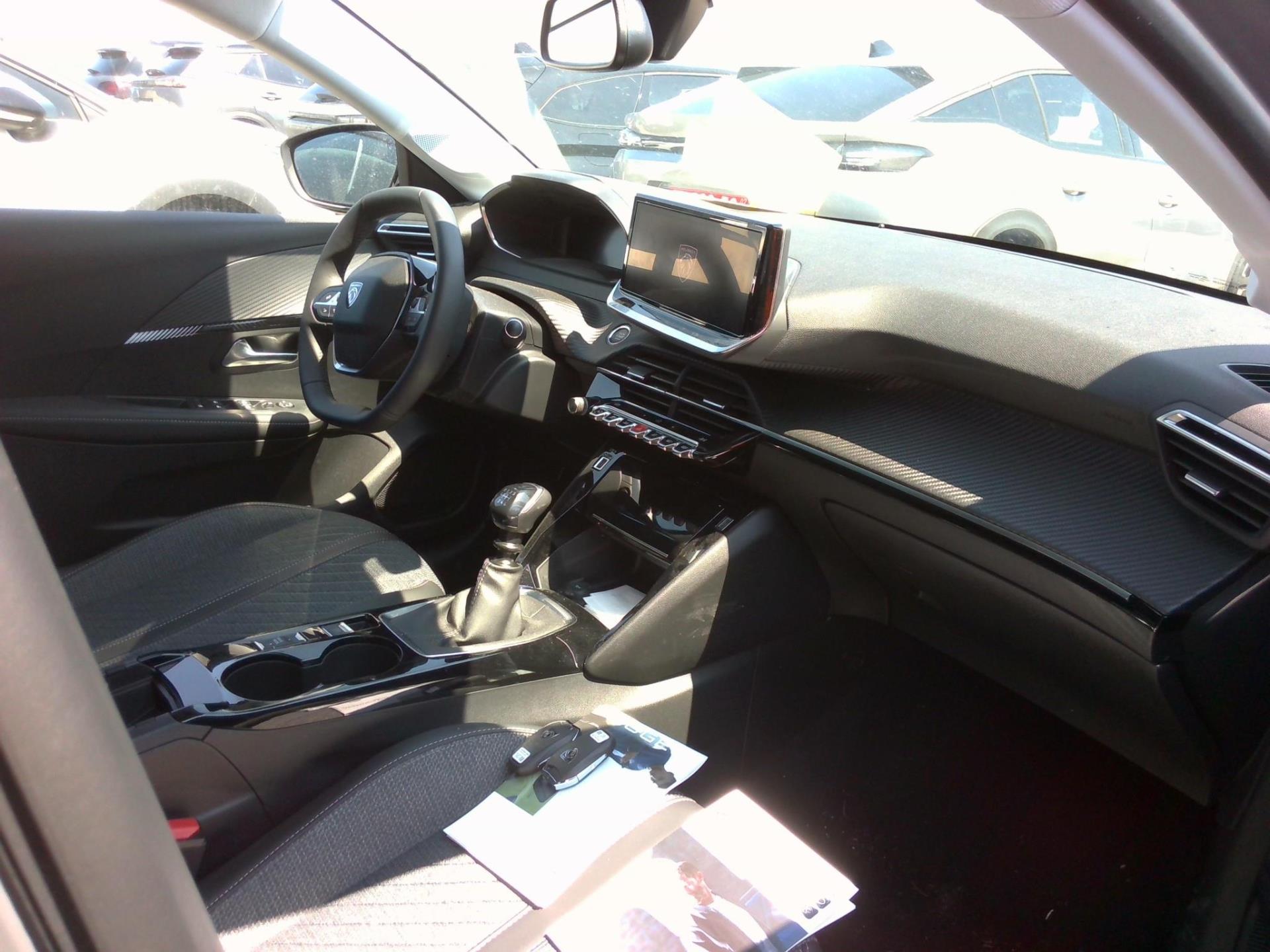 Peugeot 208 PureTech 100 S&S BVM6 Allure 2024