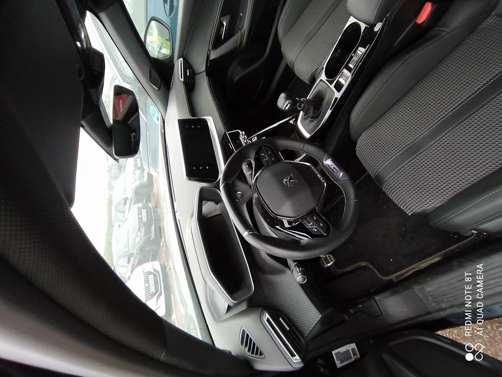 Foto Peugeot 2008 13