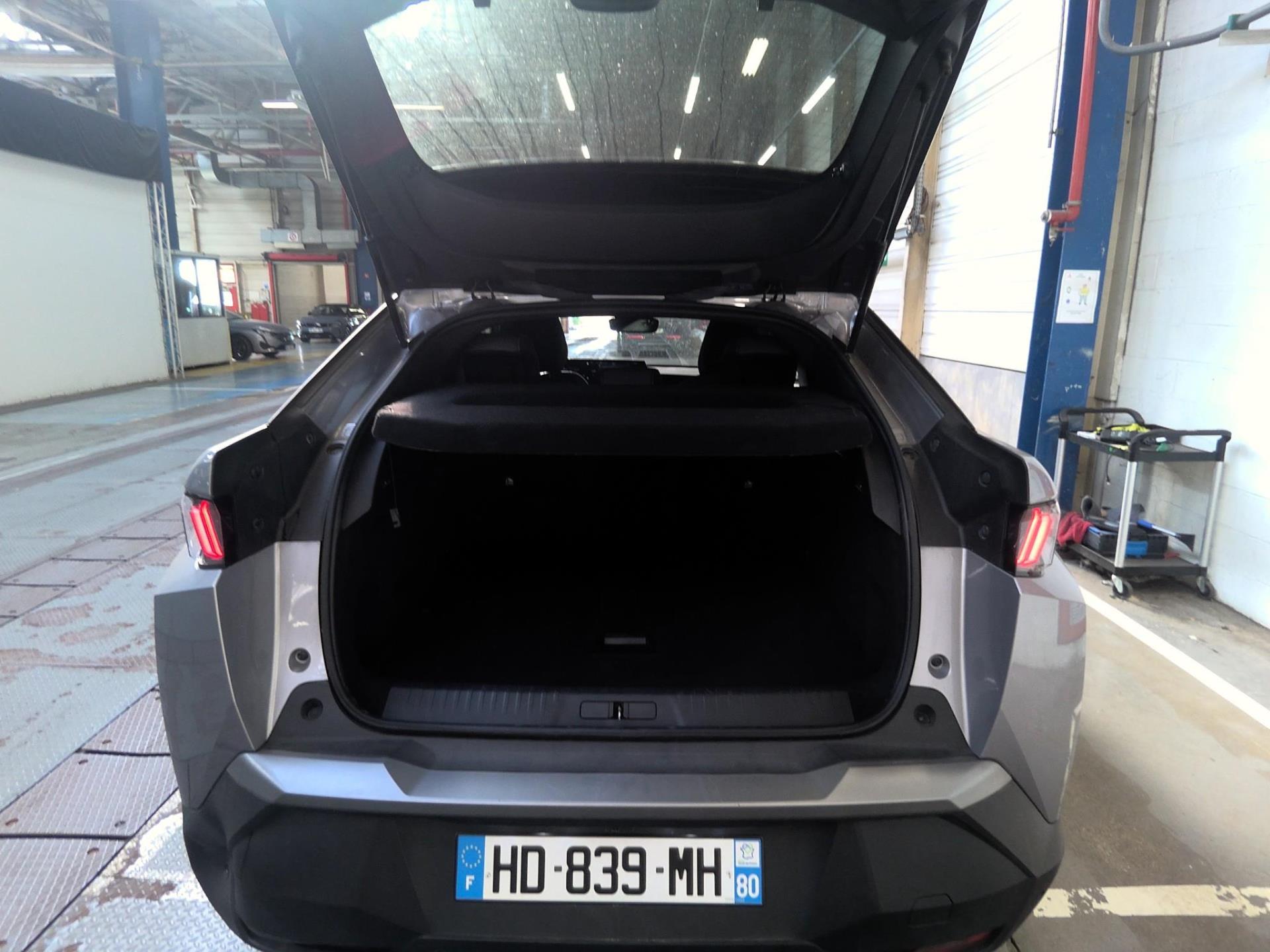 Peugeot 3008 Hybrid 145 e-DCS6 Allure 2025