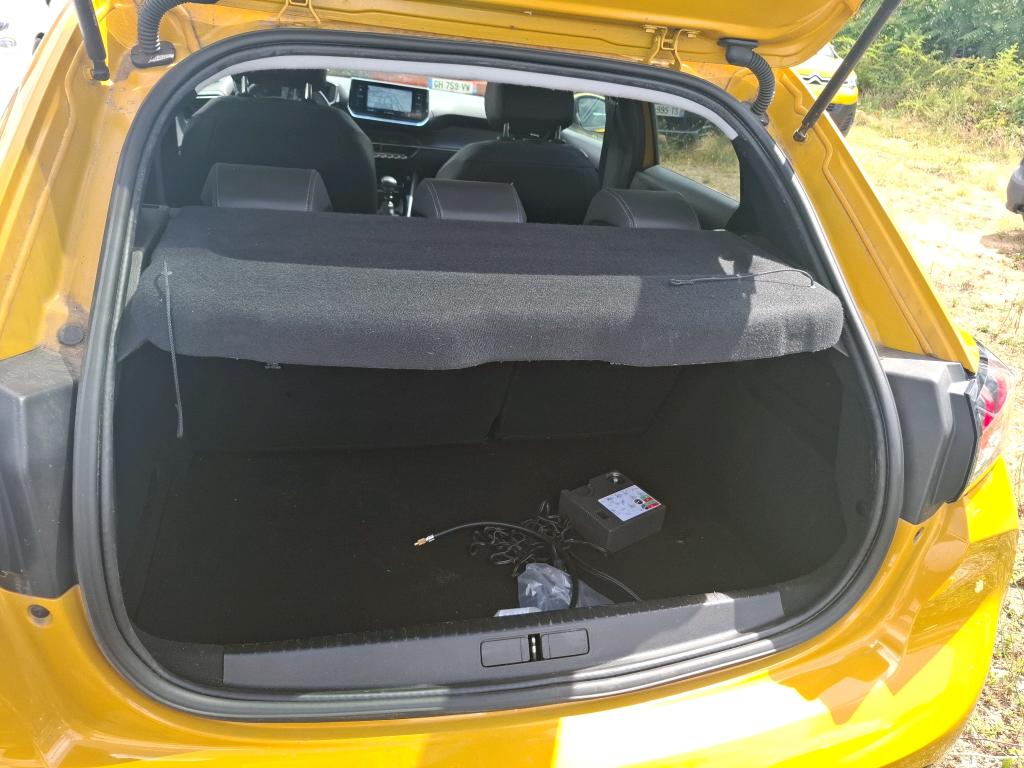 Peugeot 208 PureTech 100 S&S BVM6 Allure Business 2021