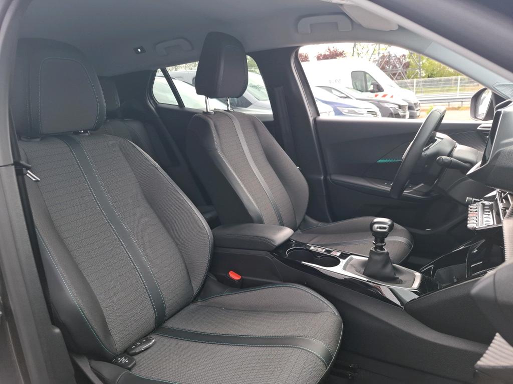 Peugeot 2008 PureTech 130 S&S BVM6 Allure Pack 2022
