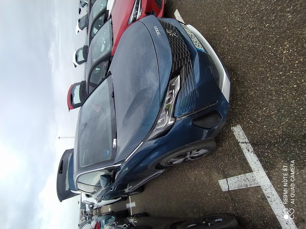 Foto Peugeot 3008 Hybrid 5