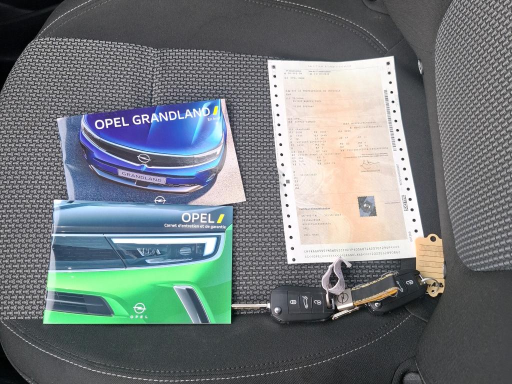 Opel Grandland 1.5 Diesel 130 ch BVA8 Design & Tech 2023
